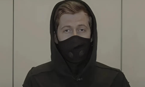 alanwalker 1728803243 17288032 7615 4396 1728803350 - Ateez Store